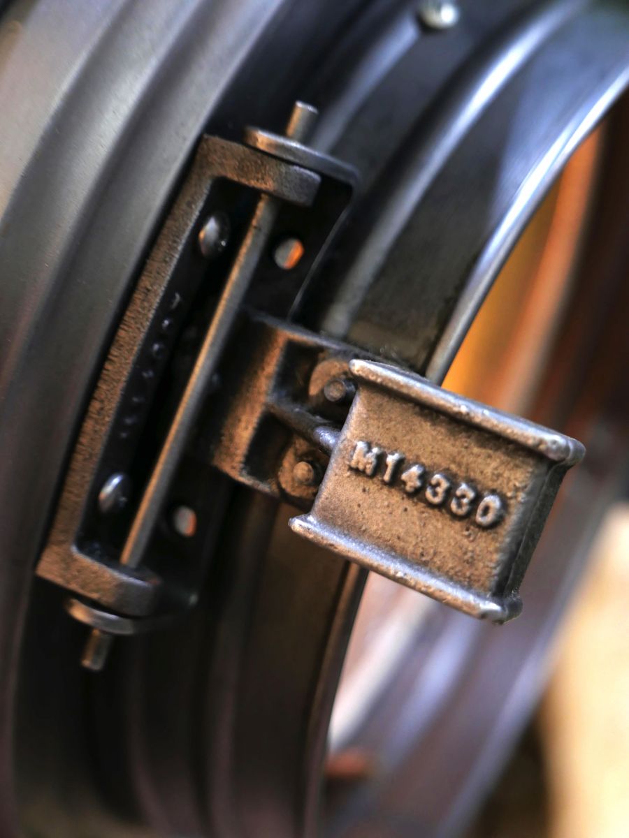 projecteur cinema MCALISTER des studios Hollywood Californie pied tripod – Image 12