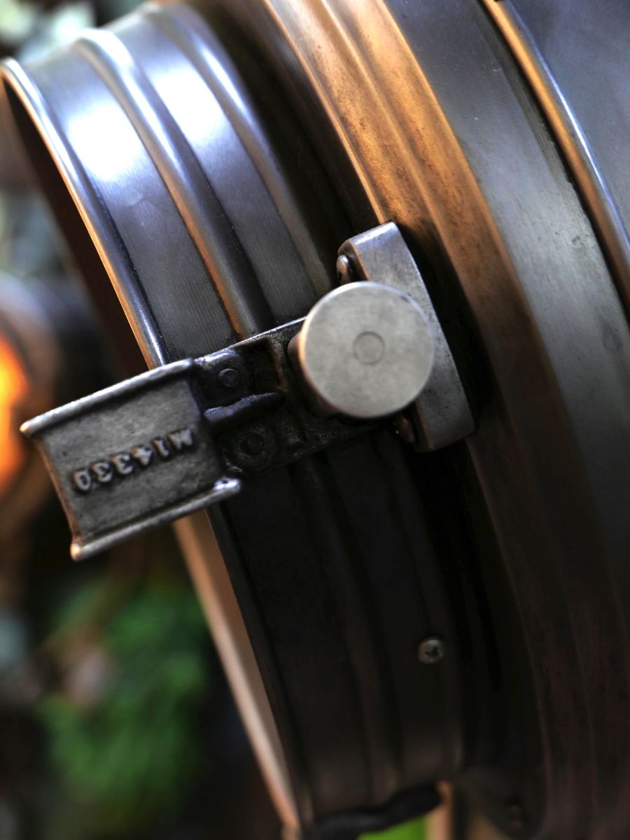 projecteur cinema MCALISTER des studios Hollywood Californie pied tripod – Image 22