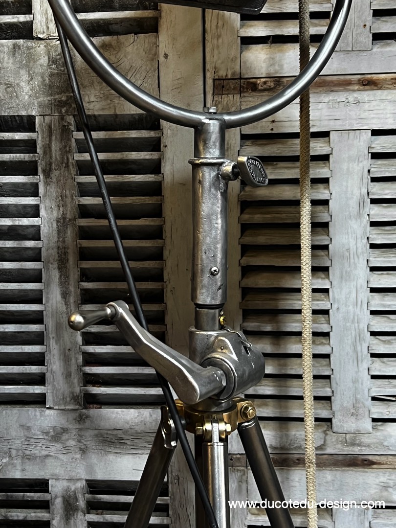 projecteur cinema MCALISTER des studios Hollywood Californie pied cremaillere – Image 5