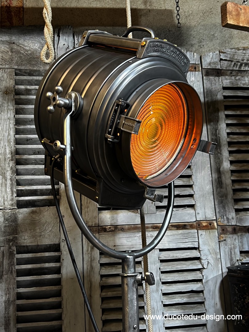 projecteur cinema MCALISTER des studios Hollywood Californie pied cremaillere – Image 9