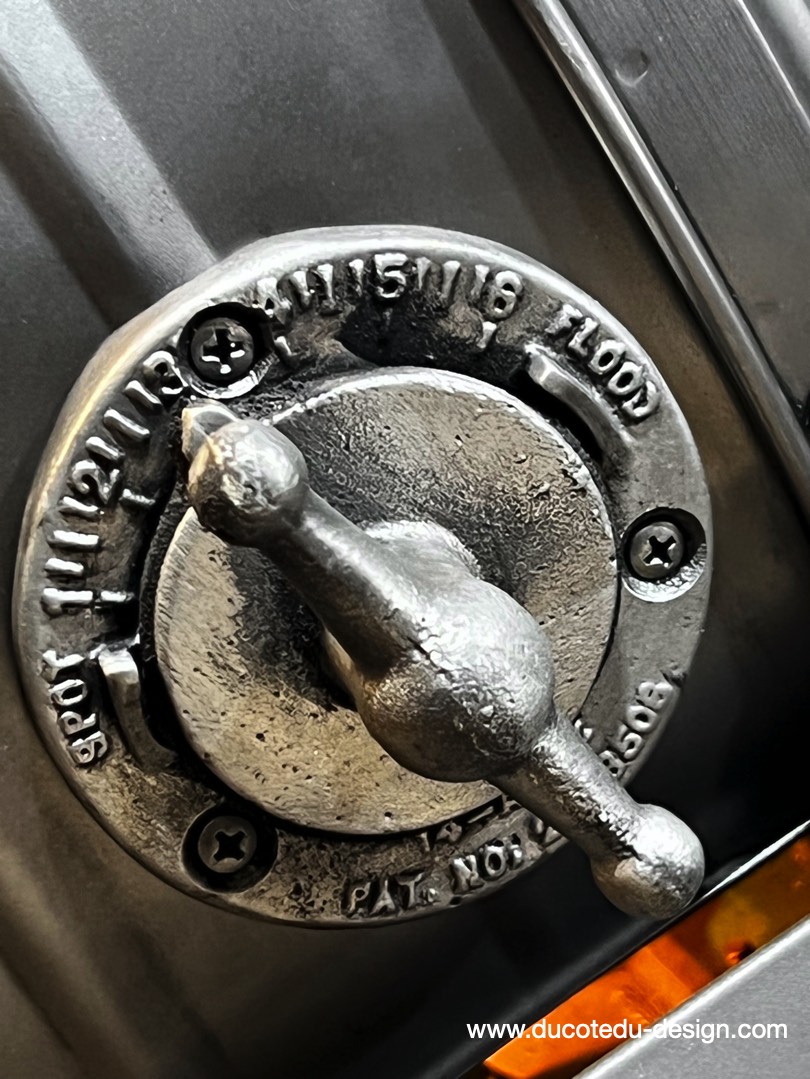 projecteur cinema MCALISTER des studios Hollywood Californie pied cremaillere – Image 23