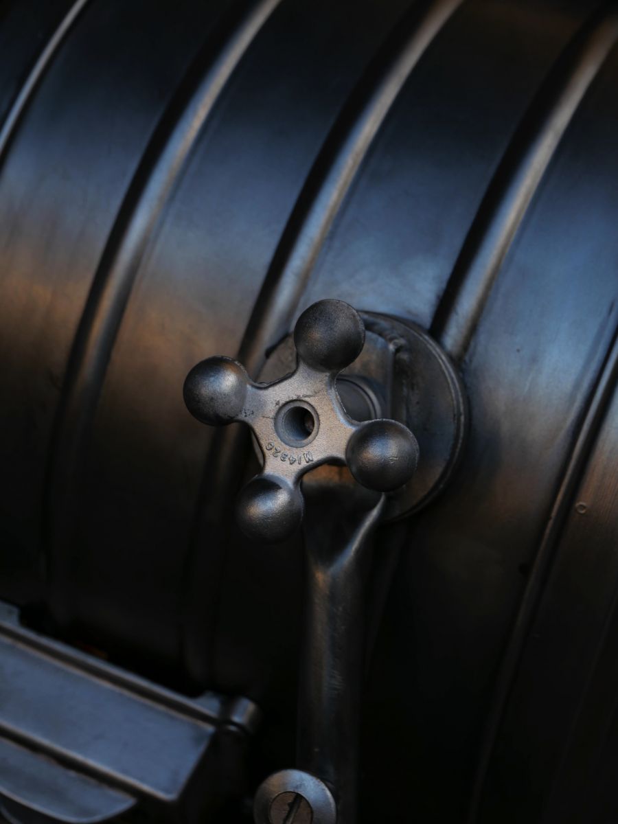 projecteur cinema MCALISTER des studios Hollywood Californie pied tripod – Image 9