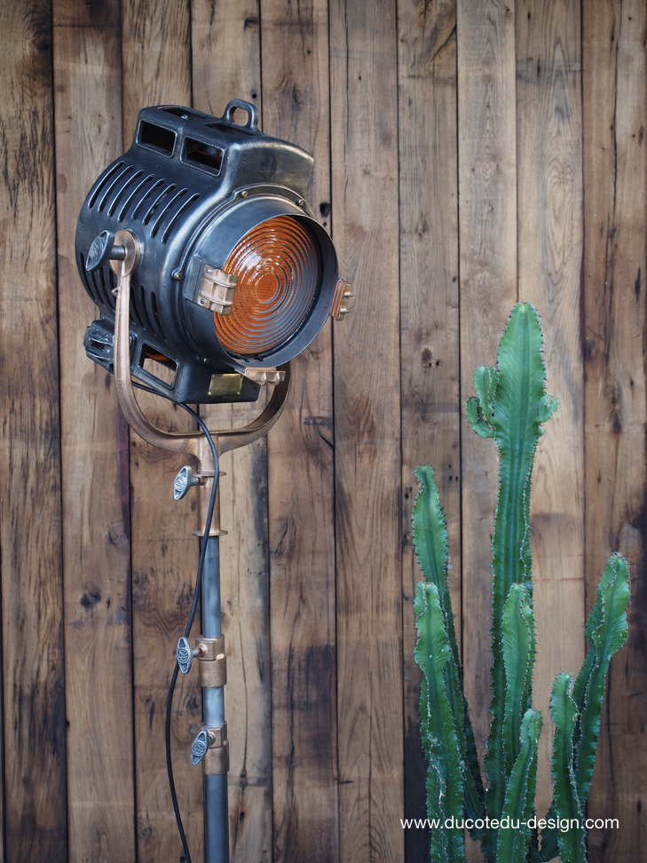 Ancien rare projecteur cinema hollywood Richardson 1930/40 pied cinema roulette – Image 3