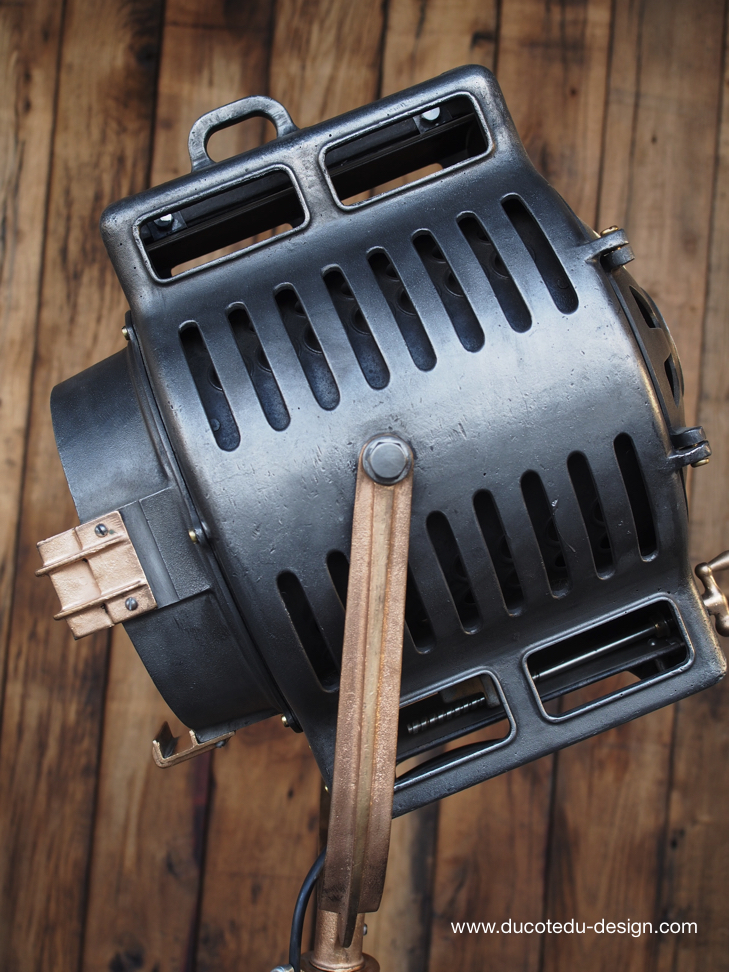 Ancien rare projecteur cinema hollywood Richardson 1930/40 pied cinema roulette – Image 16