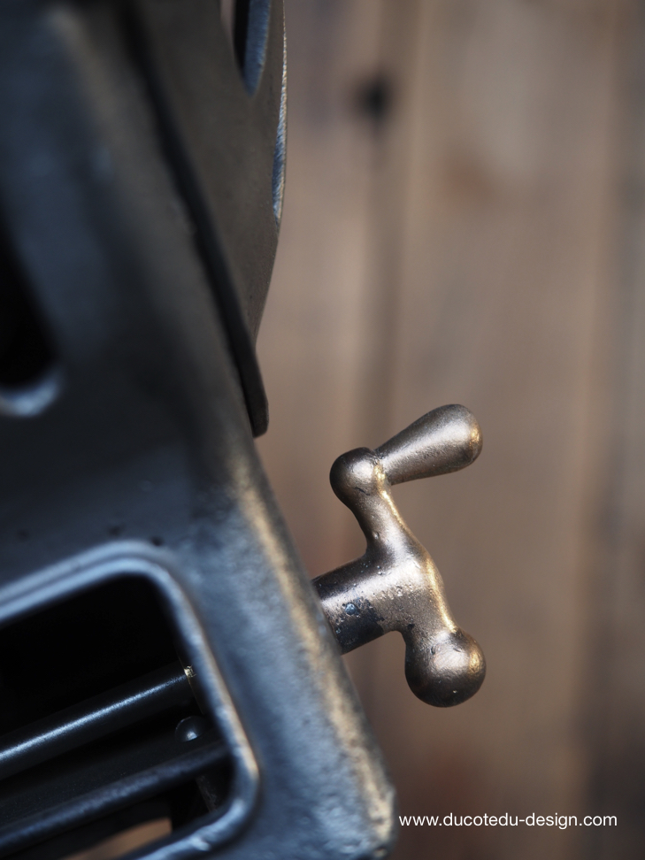 Ancien rare projecteur cinema hollywood Richardson 1930/40 pied cinema roulette – Image 17