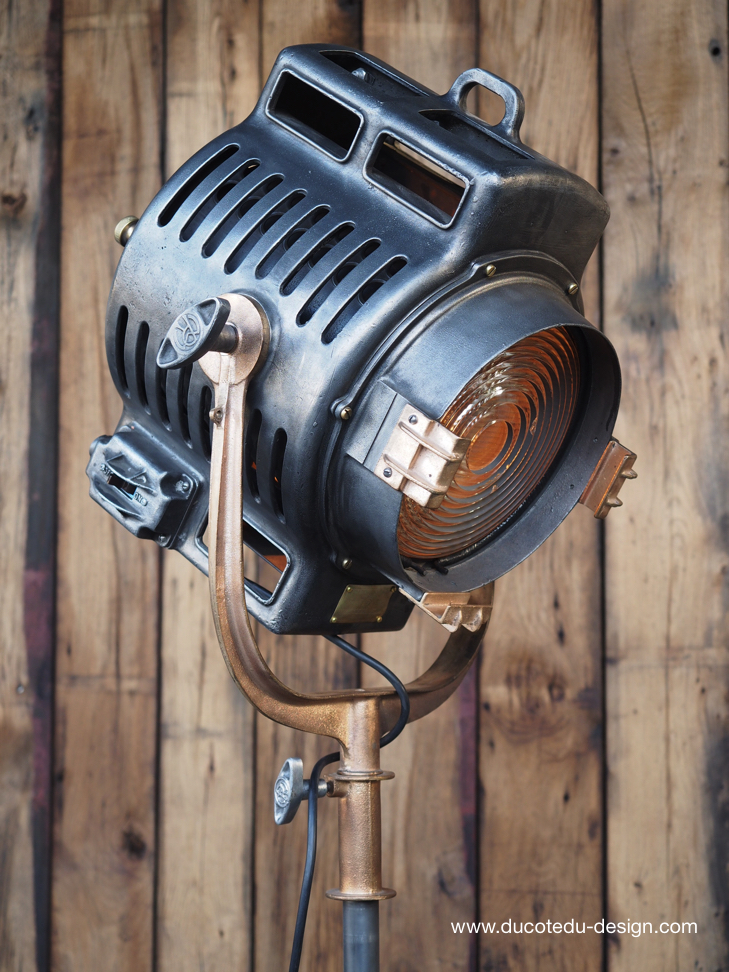 Ancien rare projecteur cinema hollywood Richardson 1930/40 pied cinema roulette – Image 2