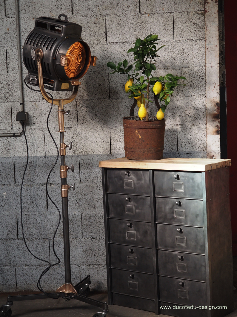 Ancien rare projecteur cinema hollywood Richardson 1930/40 pied cinema roulette – Image 28