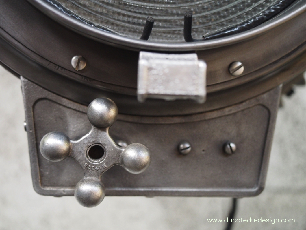 projecteur cinema MCALISTER des studios Hollywood Californie pied tripod – Image 12