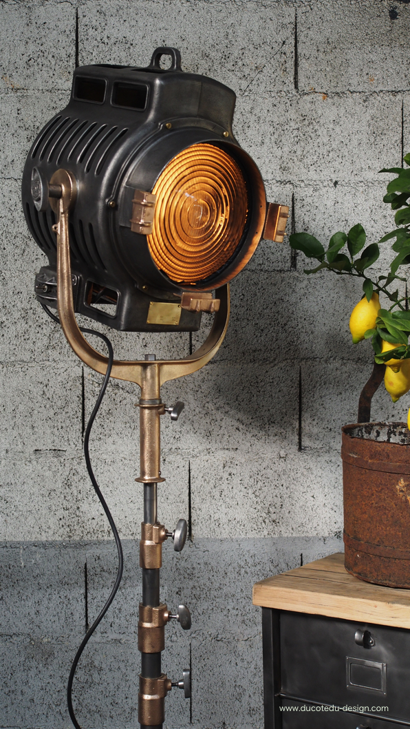 Ancien rare projecteur cinema hollywood Richardson 1930/40 pied cinema roulette – Image 7