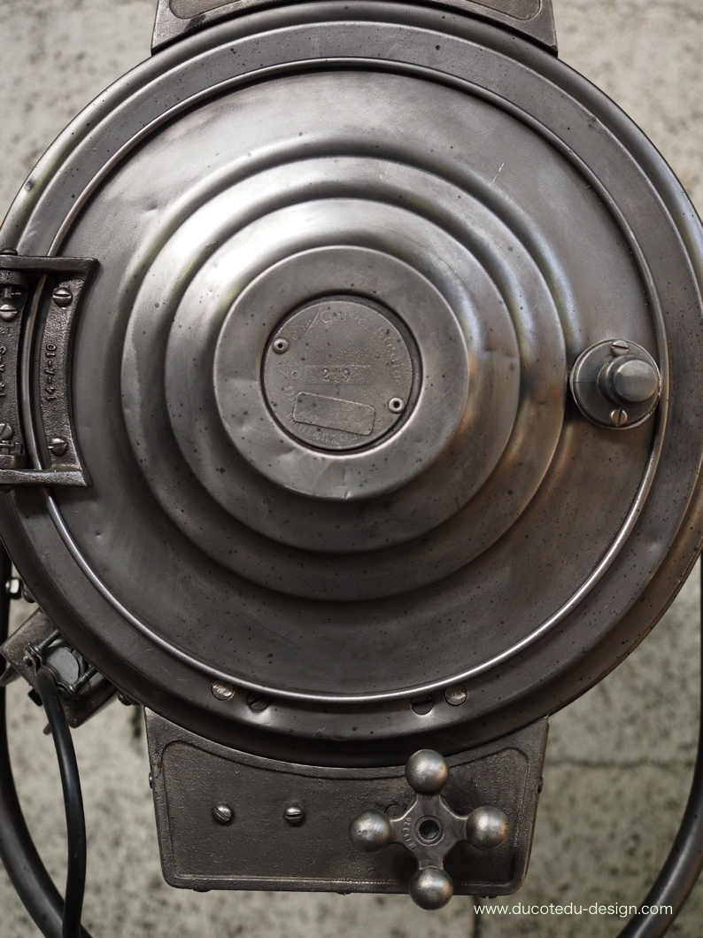 projecteur cinema MCALISTER des studios Hollywood Californie pied tripod – Image 14