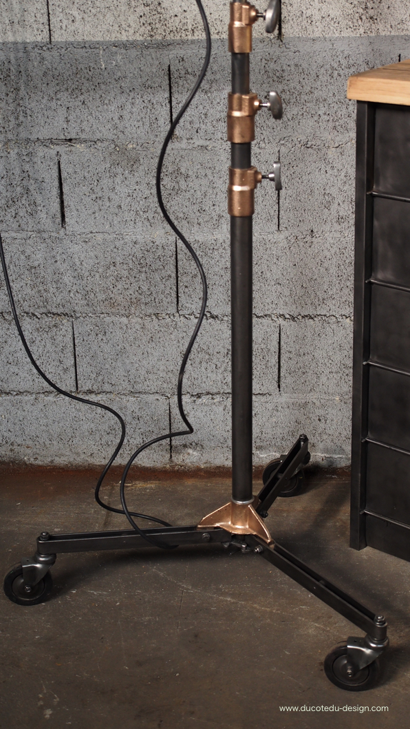 Ancien rare projecteur cinema hollywood Richardson 1930/40 pied cinema roulette – Image 9