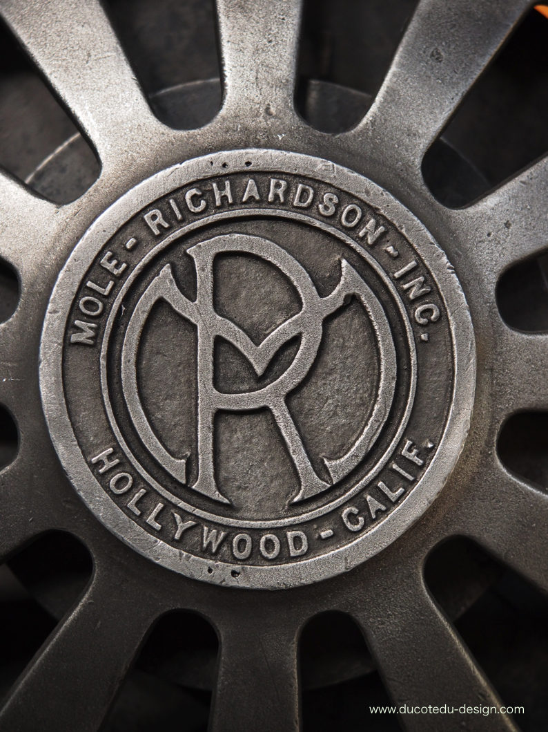 Ancien rare projecteur cinema hollywood Richardson 1930/40 pied cinema roulette – Image 19