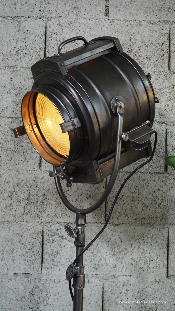projecteur cinema MCALISTER des studios Hollywood Californie pied tripod – Image 2