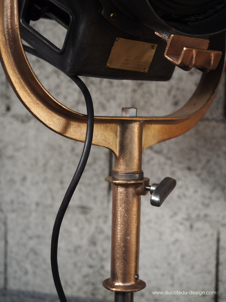 Ancien rare projecteur cinema hollywood Richardson 1930/40 pied cinema roulette – Image 27