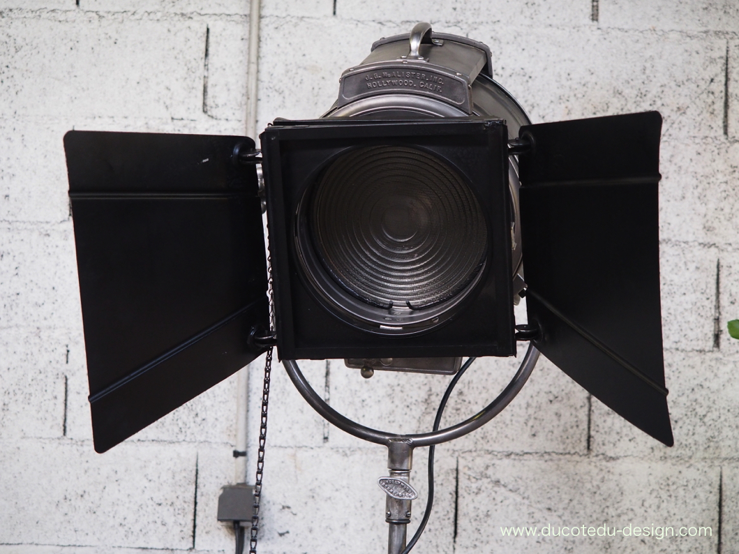 projecteur cinema MCALISTER des studios Hollywood Californie pied tripod – Image 24