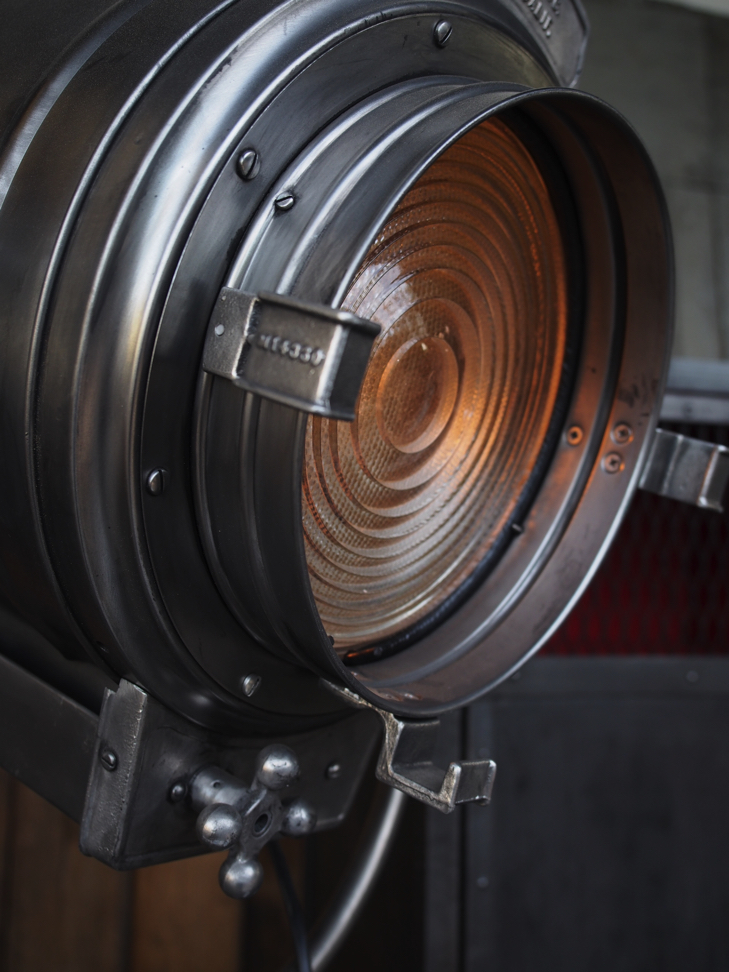 Rare projecteur cinema MCALISTER des studios Hollywood Californie pied tripod – Image 9