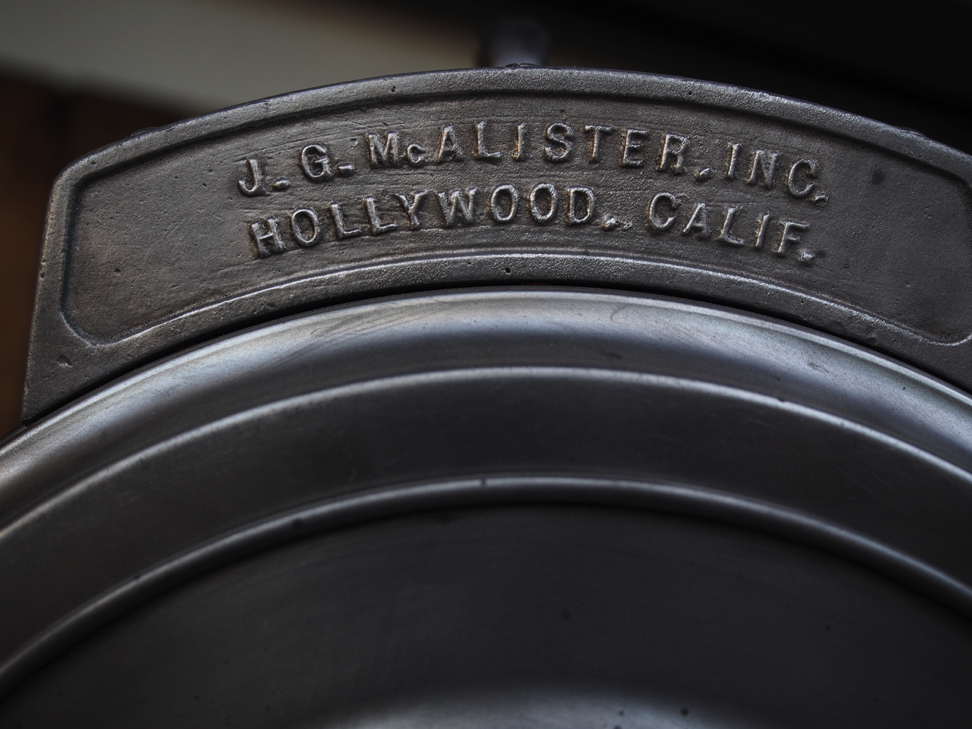Rare projecteur cinema MCALISTER des studios Hollywood Californie pied tripod – Image 11
