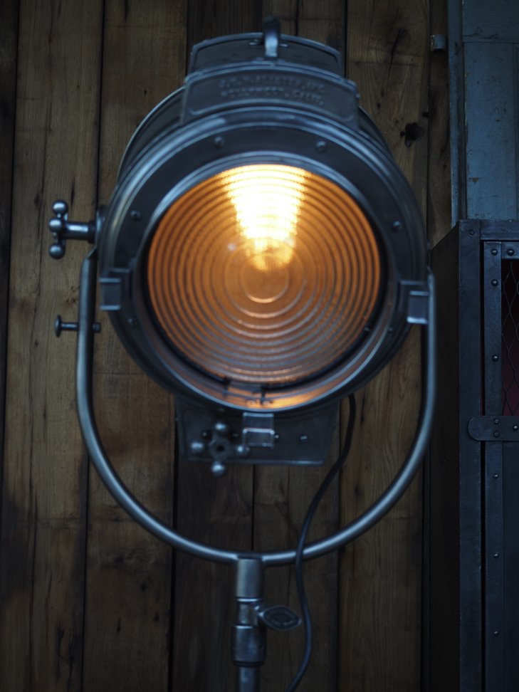 Rare projecteur cinema MCALISTER des studios Hollywood Californie pied tripod – Image 18