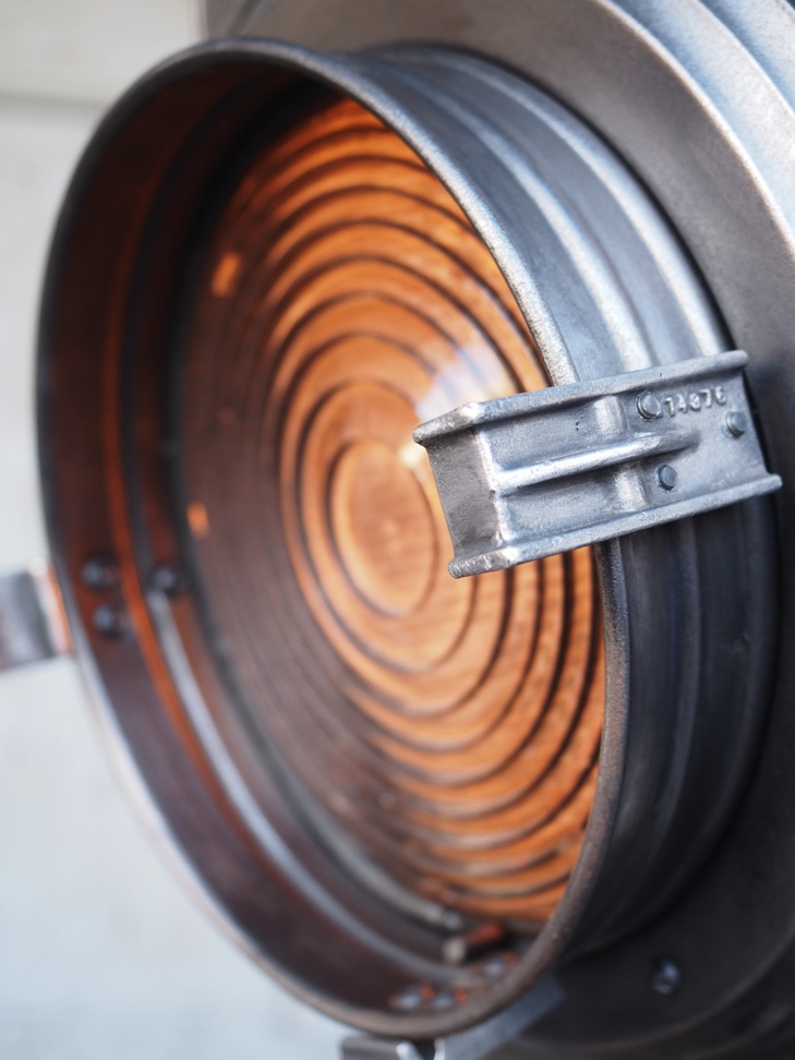 projecteur cinema MCALISTER des studios Hollywood Californie pied bois – Image 7