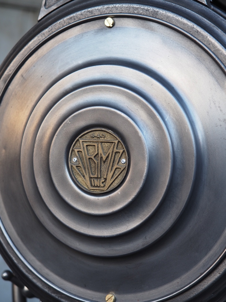 projecteur cinema MCALISTER des studios Hollywood Californie pied bois – Image 14