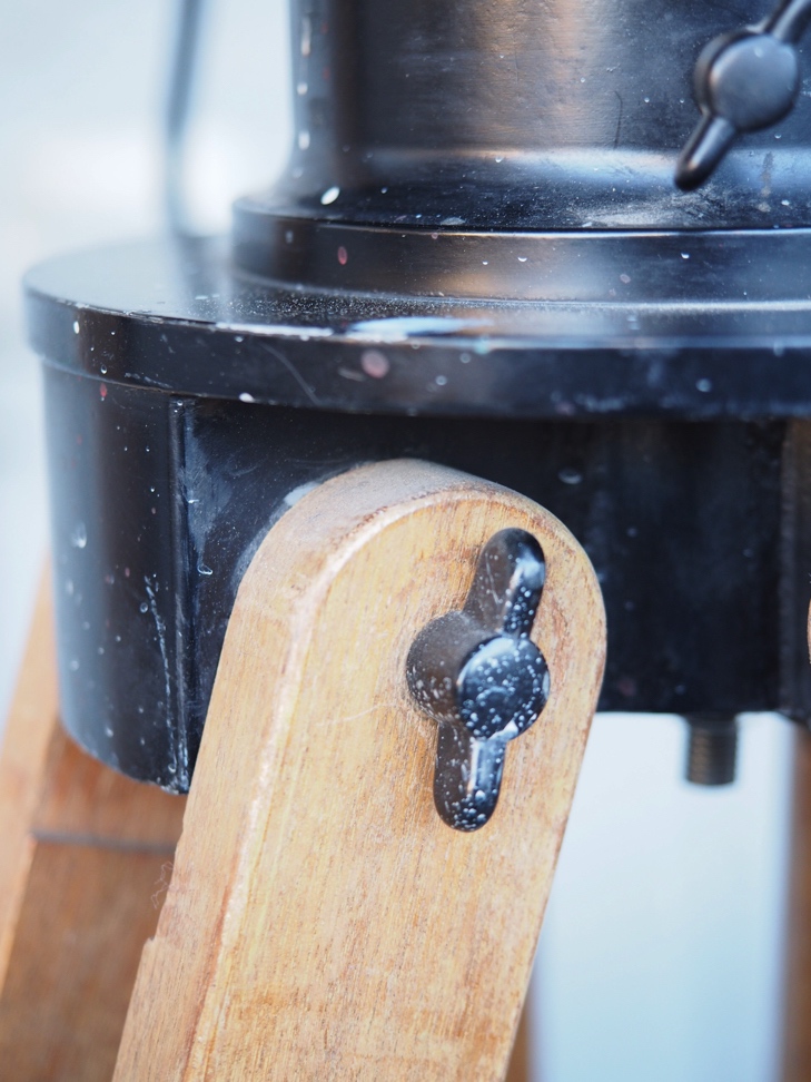 projecteur cinema MCALISTER des studios Hollywood Californie pied bois – Image 23