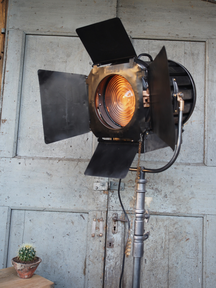 projecteur cinema MOLE RICHARDSON studio PINEWOOD – Image 2