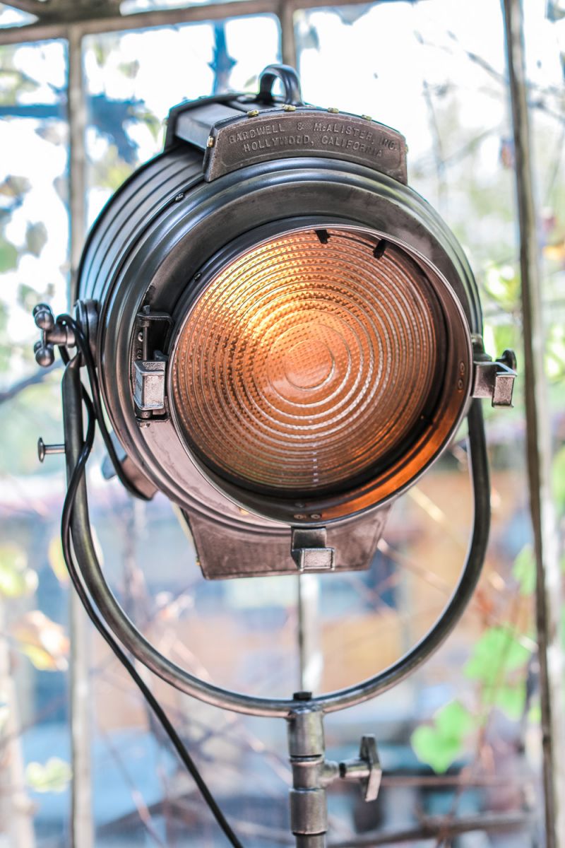 projecteur cinema MCALISTER des studios Hollywood Californie pied tripod – Image 6
