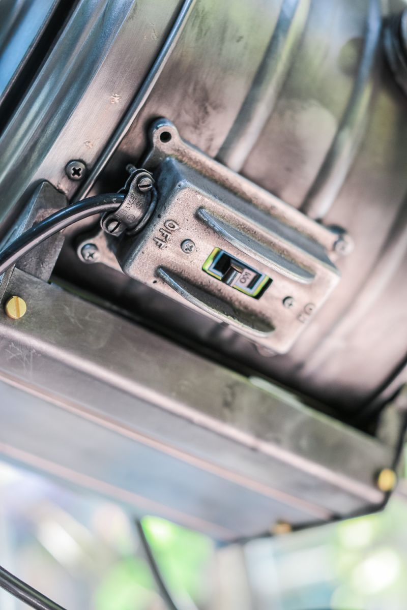 projecteur cinema MCALISTER des studios Hollywood Californie pied tripod – Image 8