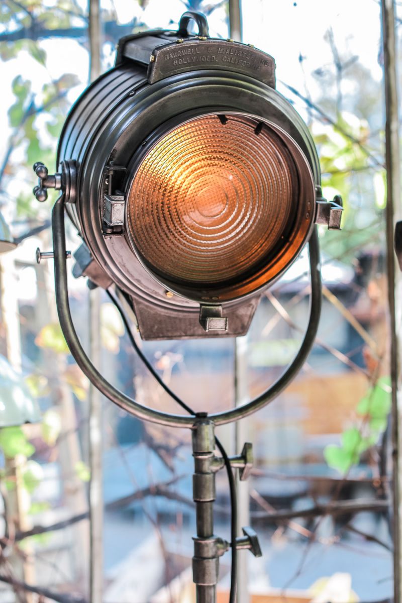 projecteur cinema MCALISTER des studios Hollywood Californie pied tripod – Image 10