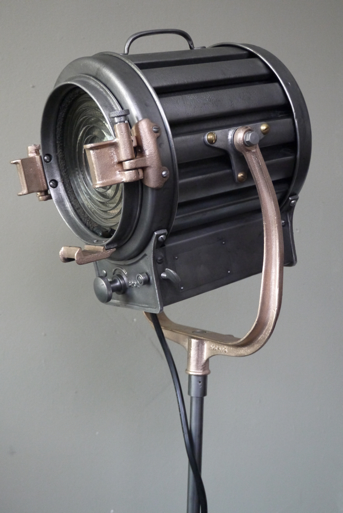 Tres rare ancien projecteur cinema hollywood Richardson 1930/40 pied cinema roulette – Image 4