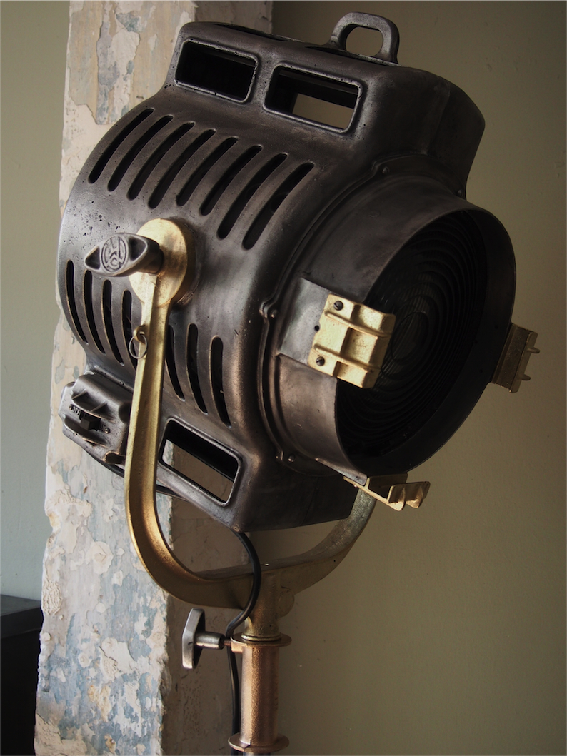 grand projecteur cinema MOLE RICHARDSON studio PINWOOD – Image 6