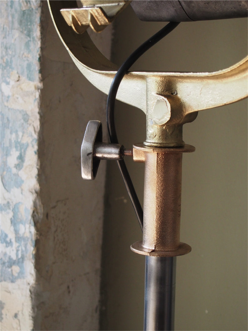 grand projecteur cinema MOLE RICHARDSON studio PINWOOD – Image 17