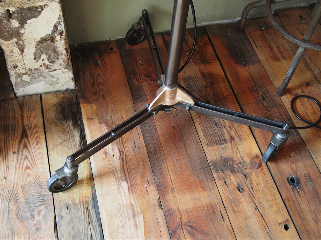 grand projecteur cinema MOLE RICHARDSON studio PINWOOD – Image 19