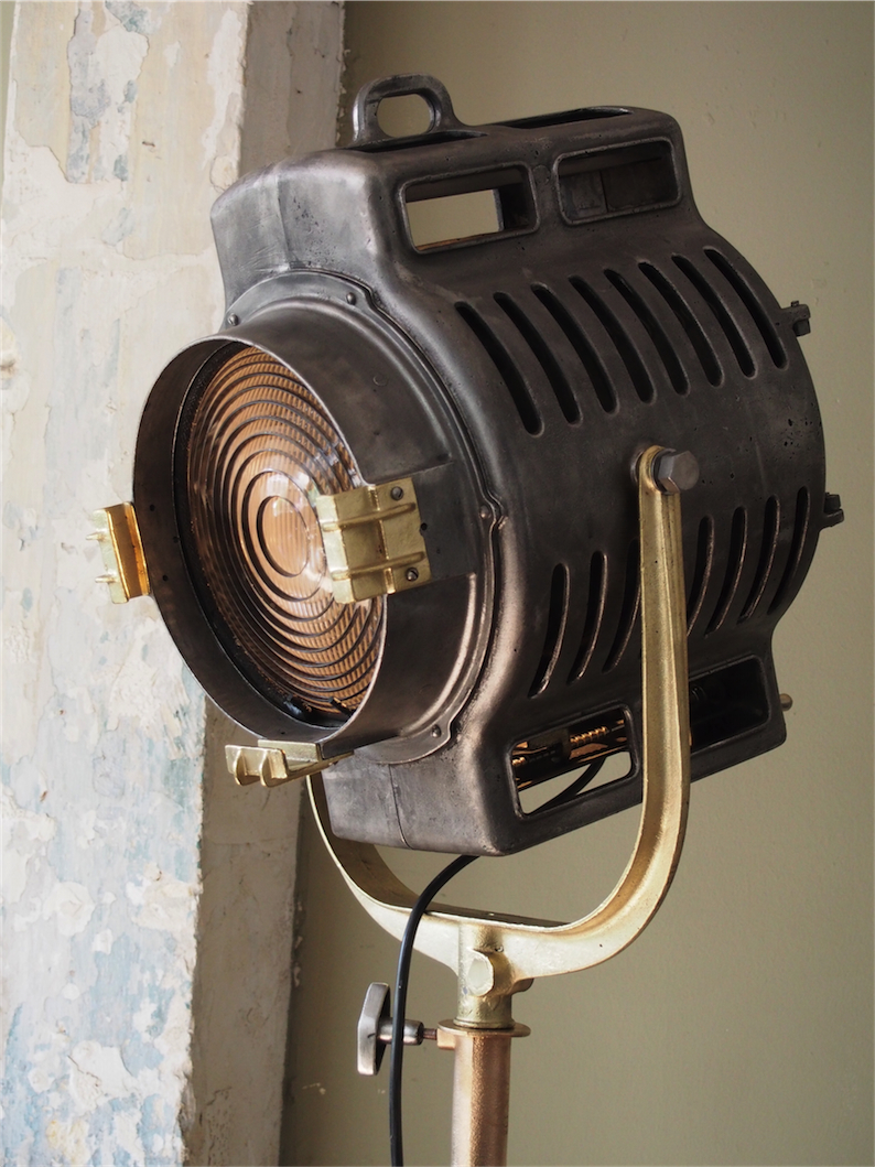 grand projecteur cinema MOLE RICHARDSON studio PINWOOD – Image 7