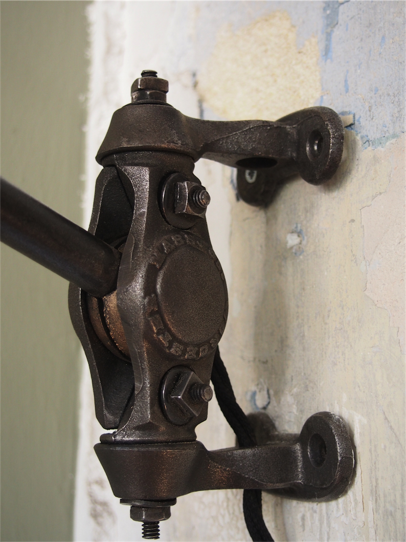 Rare Lampe O.C. White Industrielle fixation murale applique la lampe de reference a new york dans les loft – Image 7