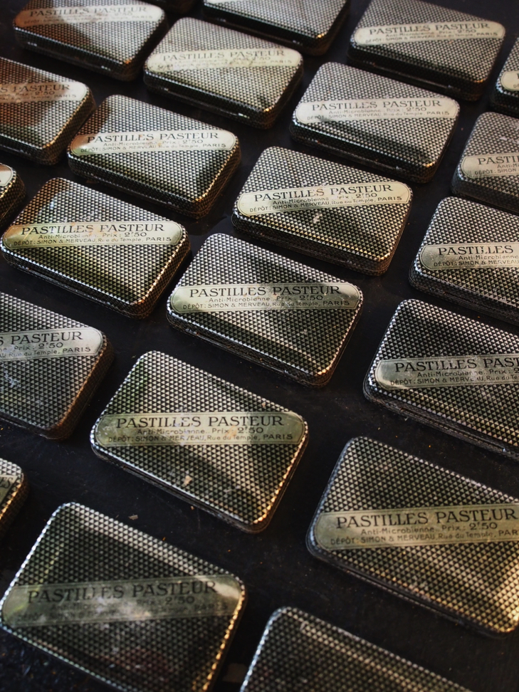 boite metal pastille pasteur stock vintage – Image 2