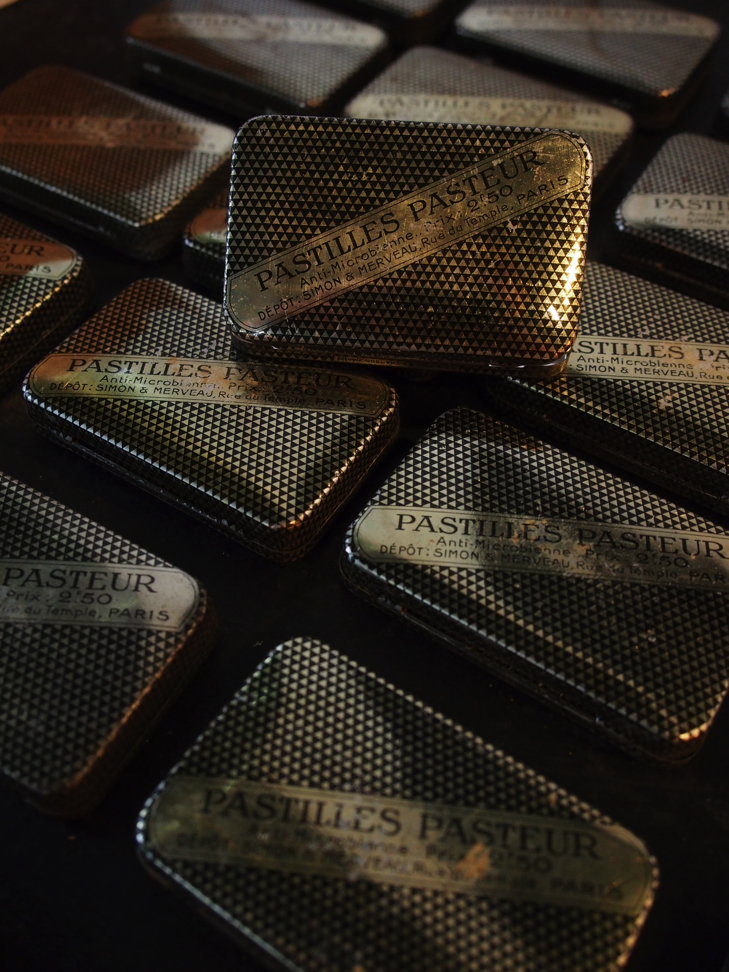 boite metal pastille pasteur stock vintage – Image 8