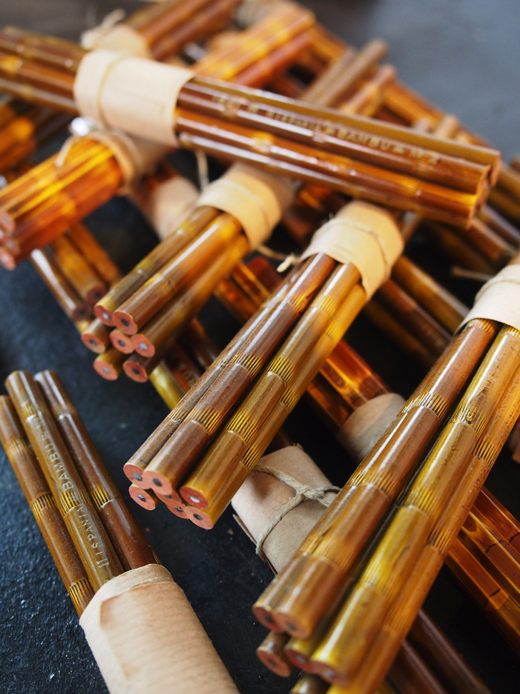 lot 7 crayon papier bambou stock vintage – Image 3