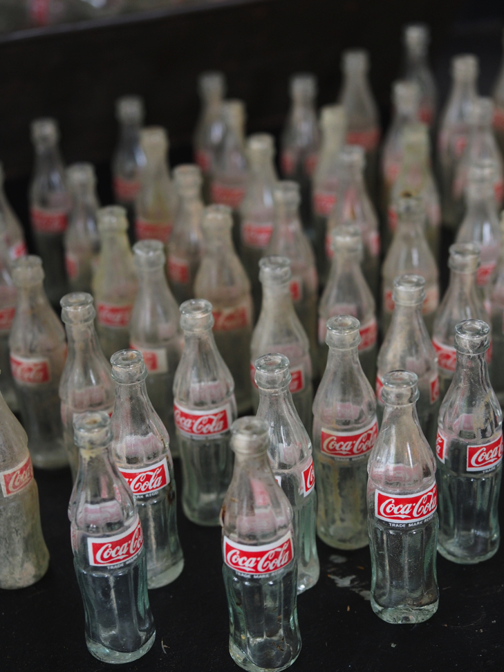 bouteille en verre miniature coca cola stock vintage – Image 7