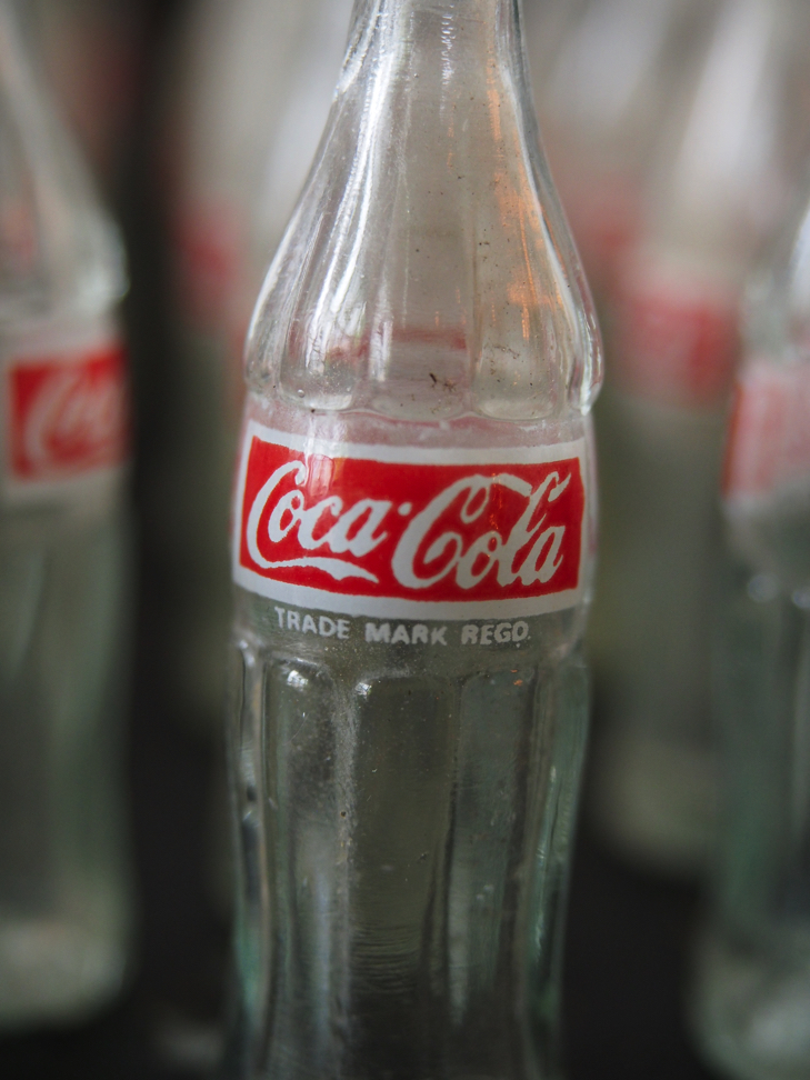 bouteille en verre miniature coca cola stock vintage – Image 9