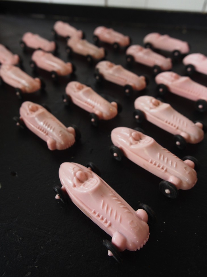 petite voiture de course plastique stock vintage – Image 2