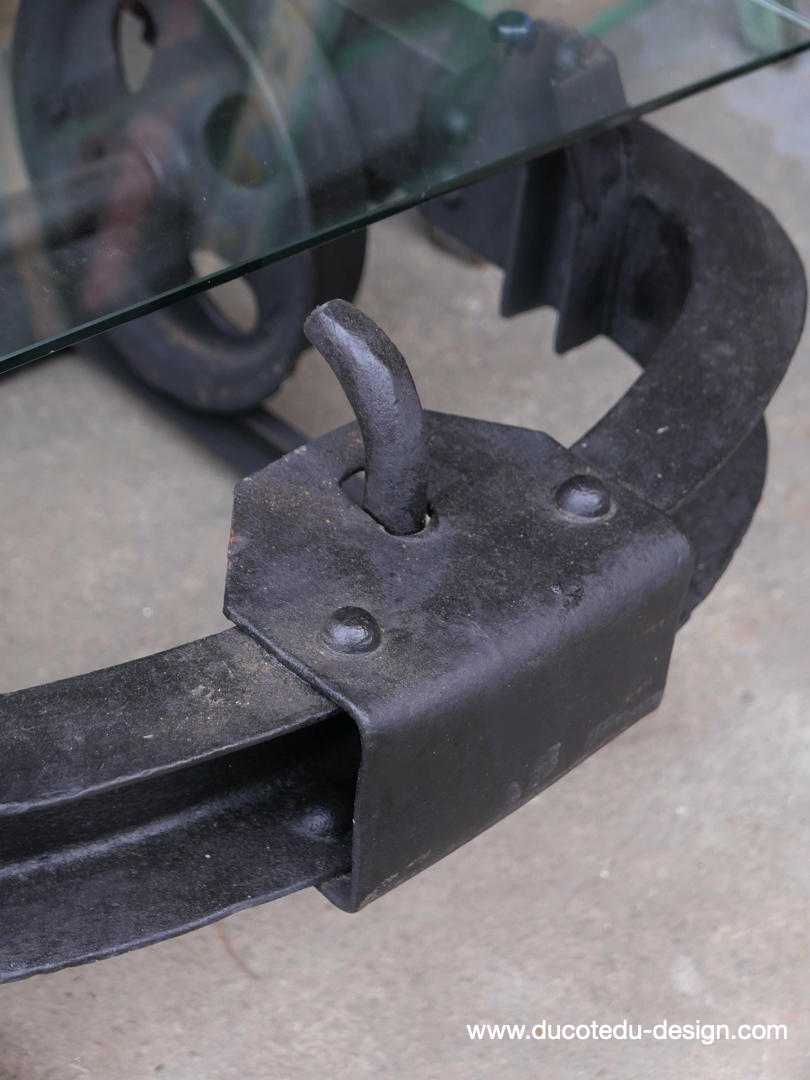 Table basse metal industrielle wagon de mine sur rail plateau de verre – Image 10