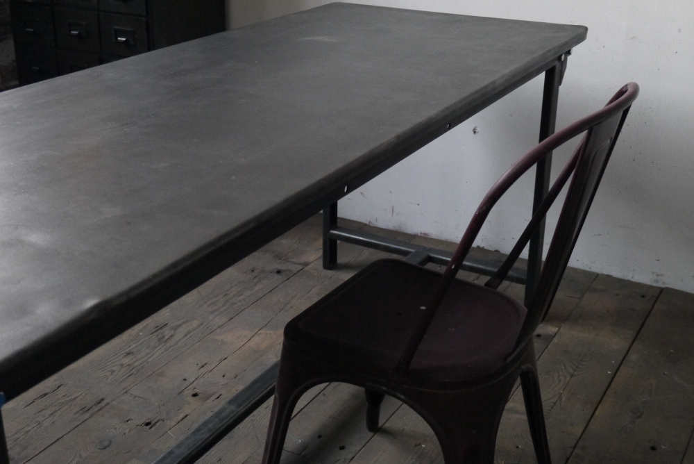 Table ou bureau metal industriel des annees 50 militaire – Image 16
