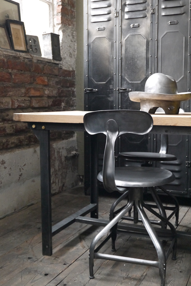 Table ou bureau metal industriel militaire plateau chene massif – Image 5