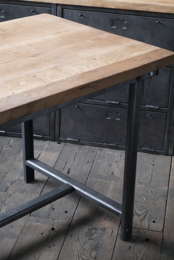 Table ou bureau metal industriel militaire plateau chene massif – Image 14