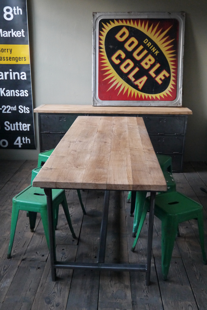 Table ou bureau metal industriel militaire plateau chene massif – Image 2