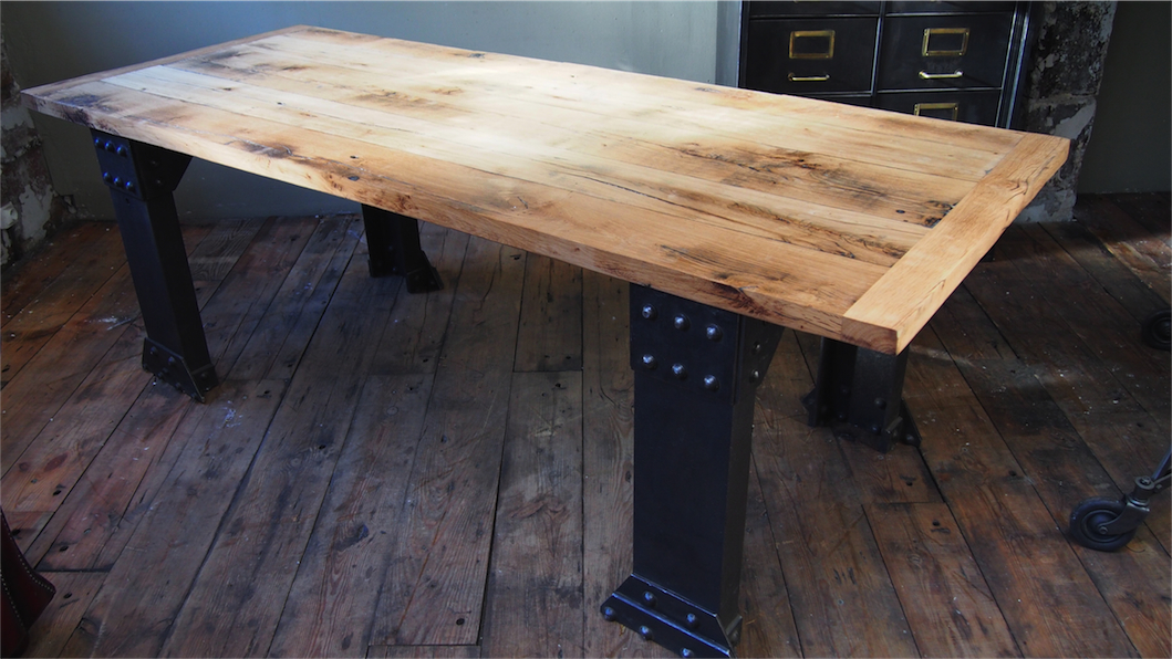 grande table industrielle plateau chene massif pietement metal Eiffel – Image 12