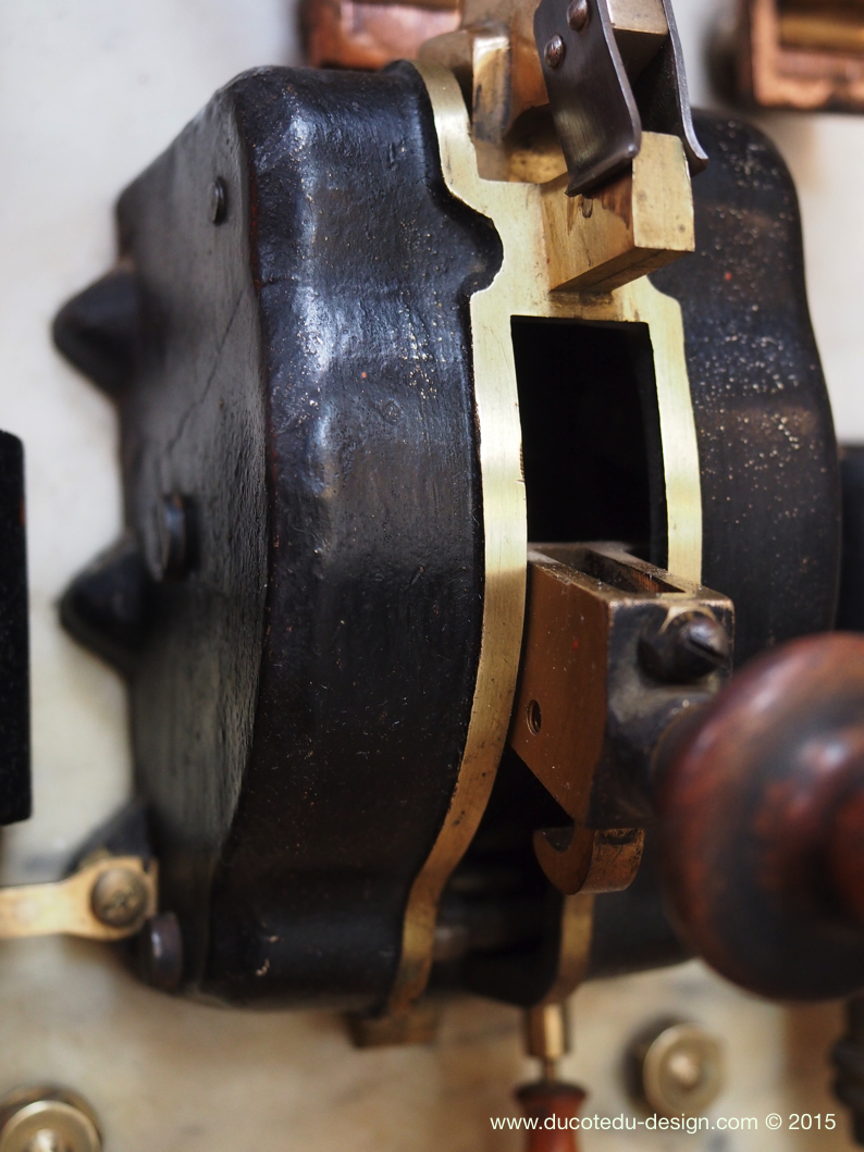 tres grand tableau electrique d'usine – Image 14