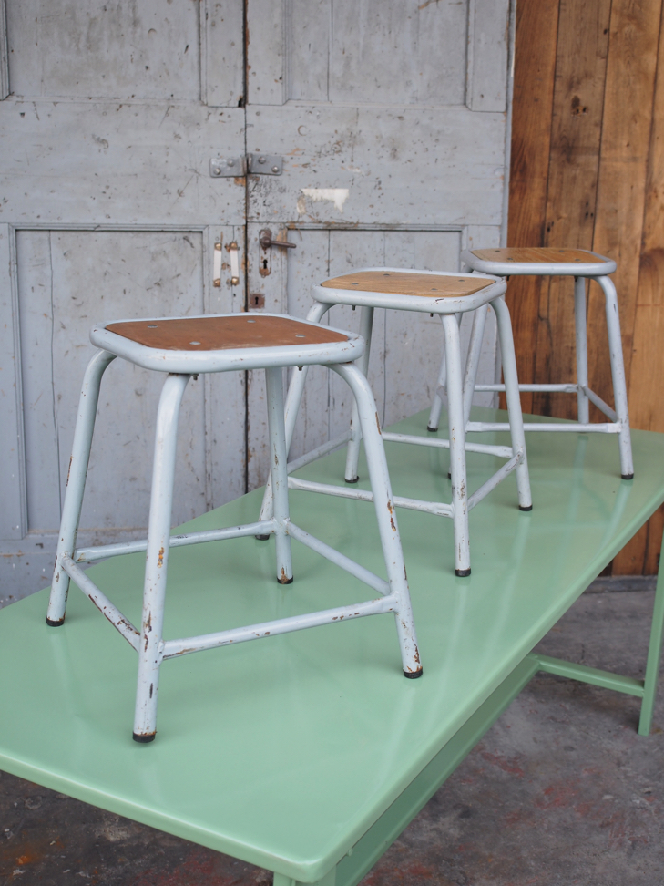 tabouret industriel metal et bois – Image 9