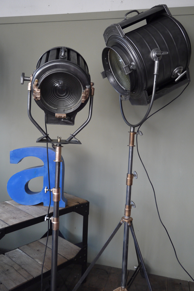 Rare tres gros projecteur cinema MCALISTER des studios Hollywood Californie – Image 4